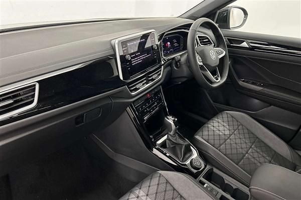 Used VW T-Roc R-line 187 HP (137 kW) 2025 Black SUV