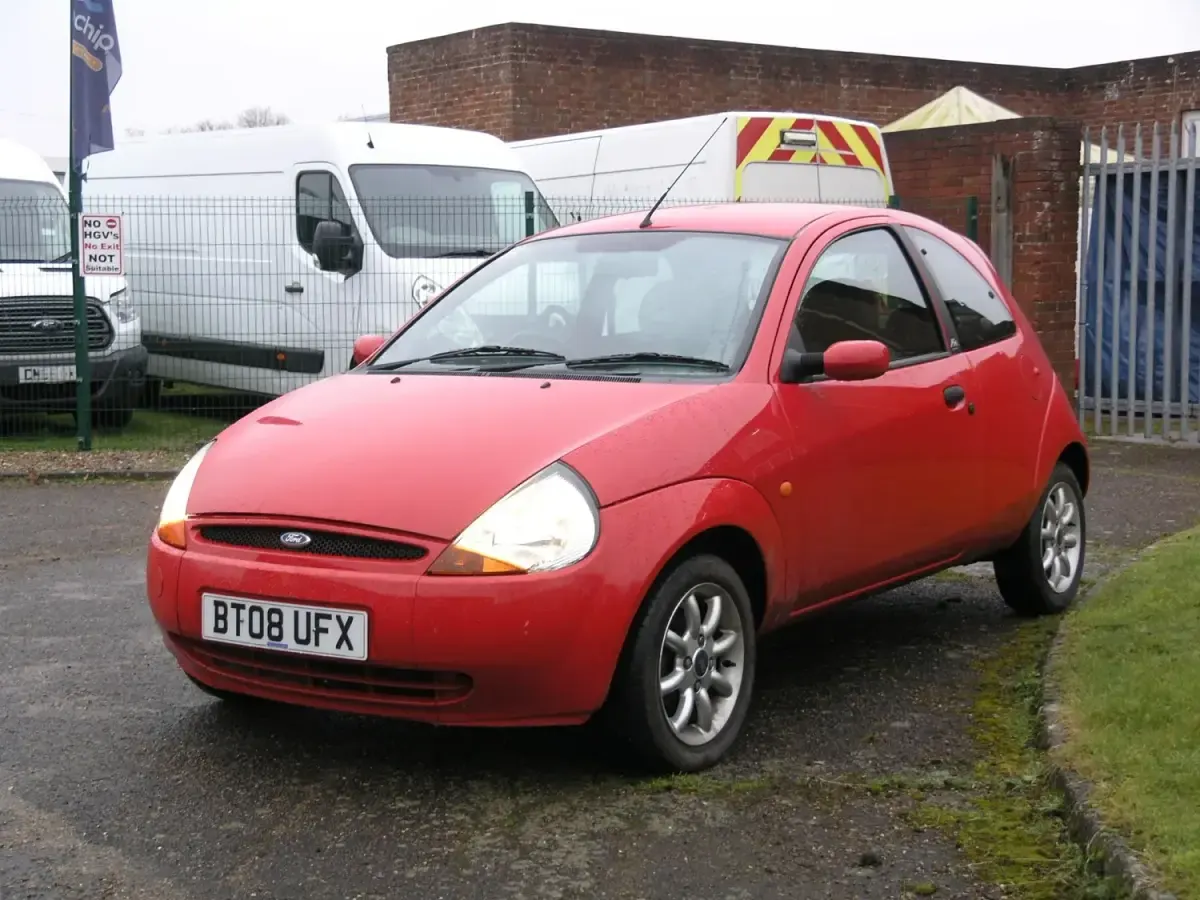 Begagnad Ford Ka Zetec 2008 Röd Halvkombi