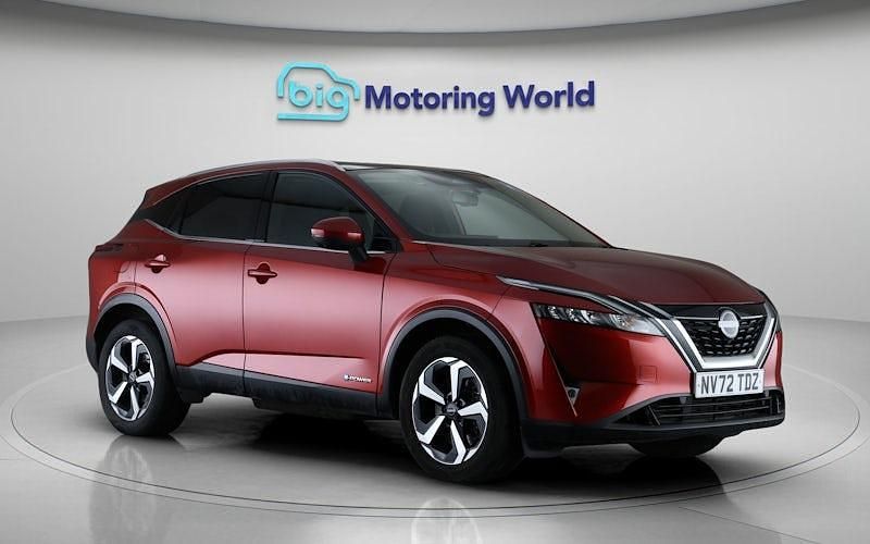 Used Nissan Qashqai N-Connecta 190 HP (139 kW) 2023 Red SUV