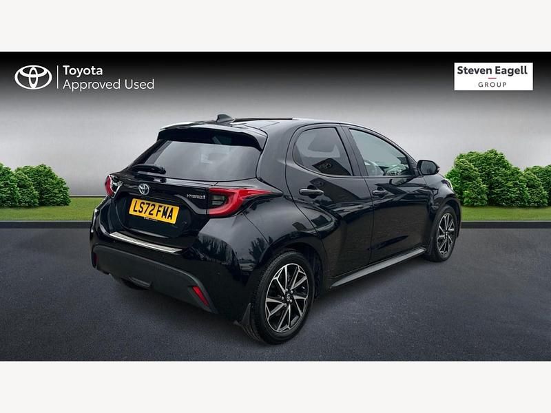 Used Toyota Yaris Hybrid Design 2022 Black Hatchback