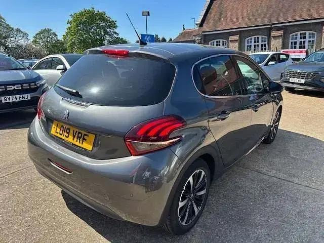Used Peugeot 208 S 82 HP (60 kW) 2019 Grey Hatchback