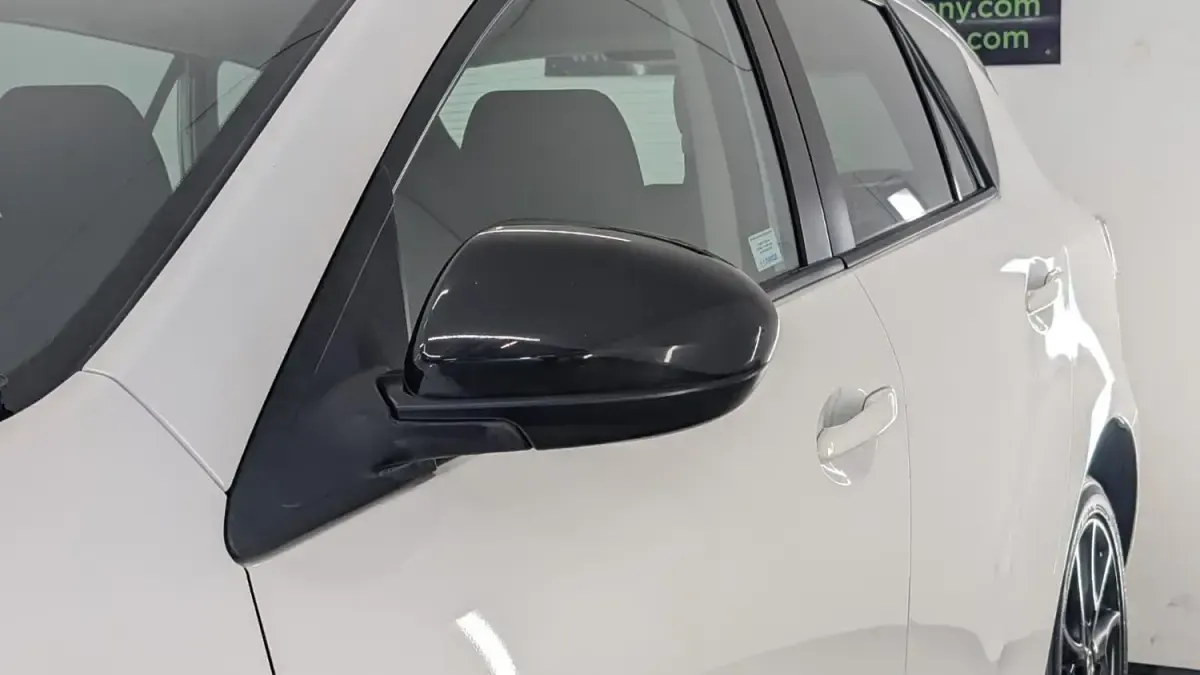 Usado Mazda 3 Edition 105 HP (77 kW) 2013 Branco Citadino
