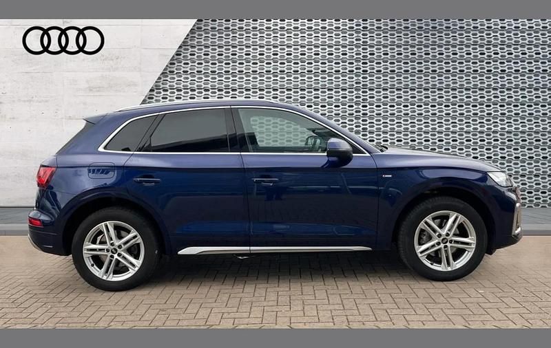 Used Audi Q5 S-Line 265 HP (194 kW) 2022 Blue SUV