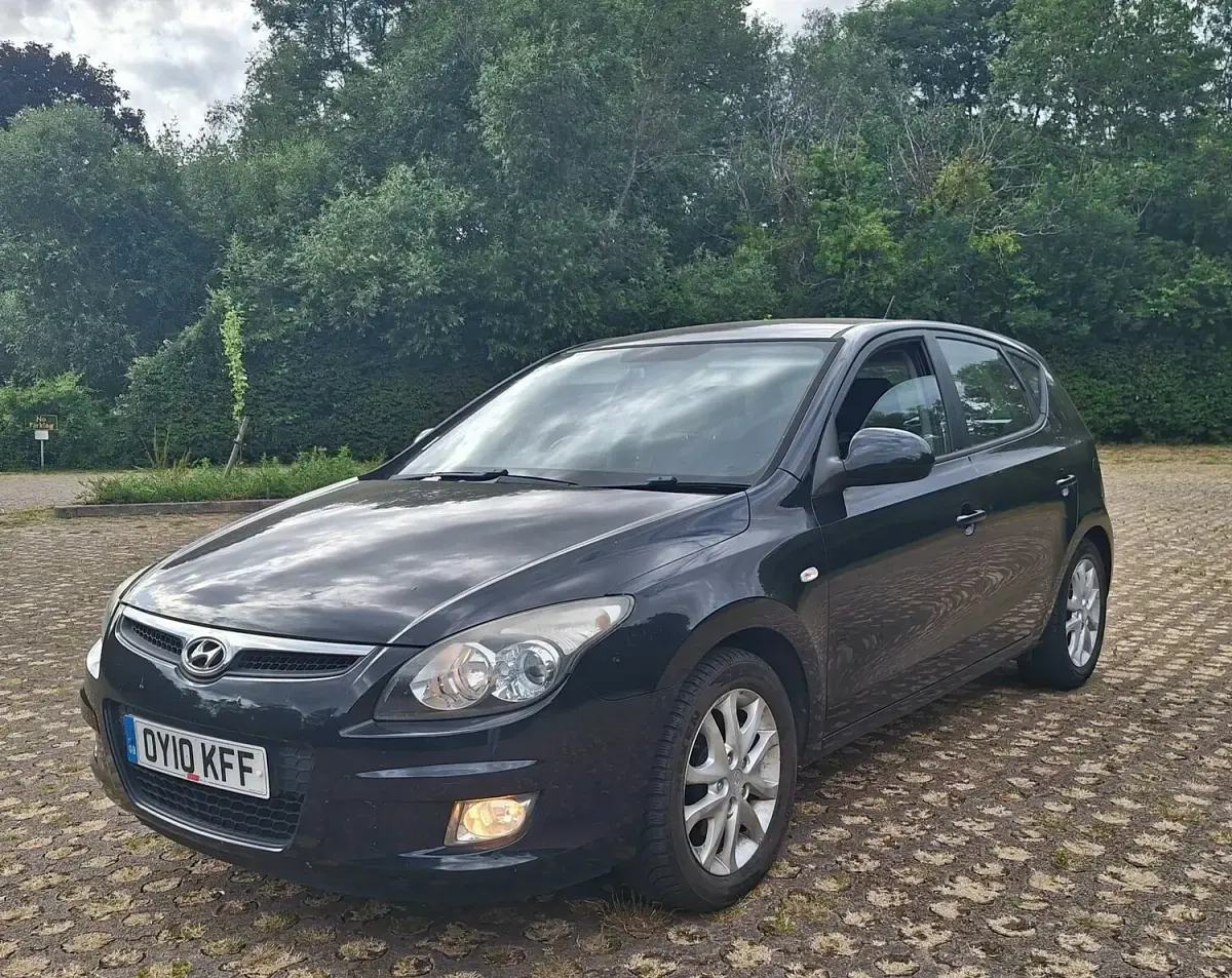 Used Hyundai i30 Style 108 HP (79 kW) 2010 Black Hatchback