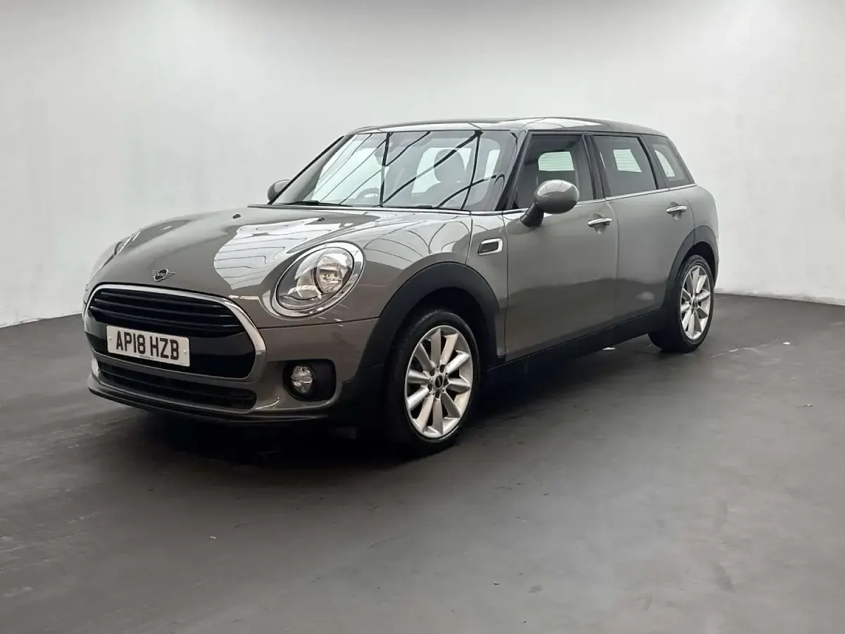 Used Mini Cooper Clubman 136 HP (100 kW) 2018 Grey Estate