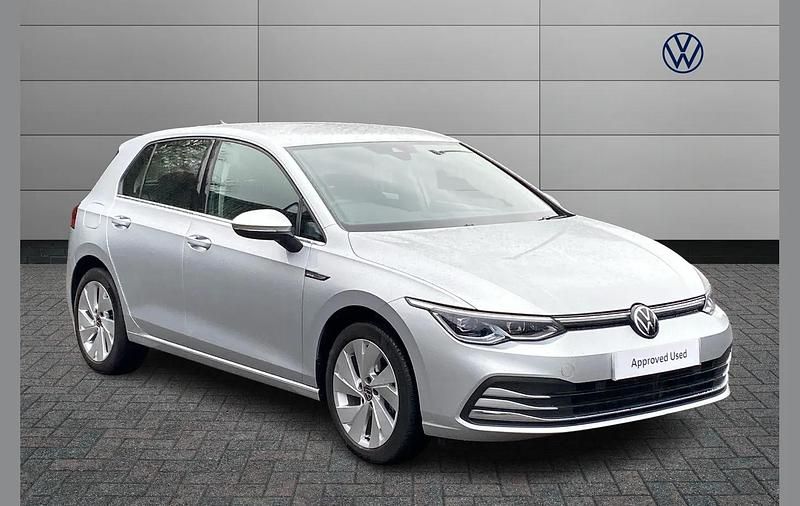 Used VW Golf VIII Style 128 HP (94 kW) 2022 Silver Hatchback