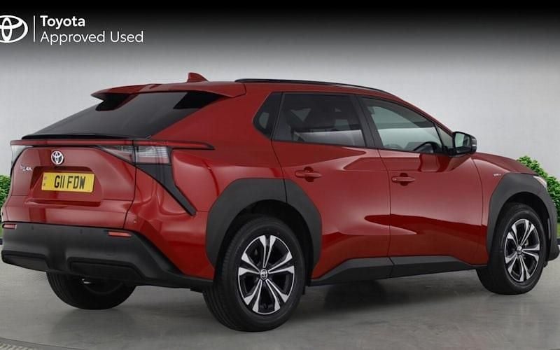 Used Toyota bZ4X 150 kW (204 HP) 2023 Scarlet flare SUV