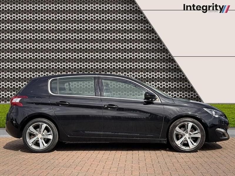 Used Peugeot 308 Allure 115 HP (84 kW) 2014 Black Hatchback