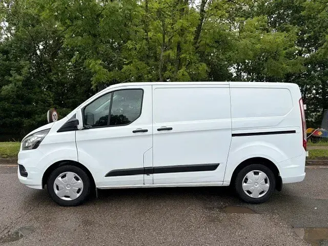 Used Ford Transit Custom Trend 130 HP (95 kW) 2020 White Van