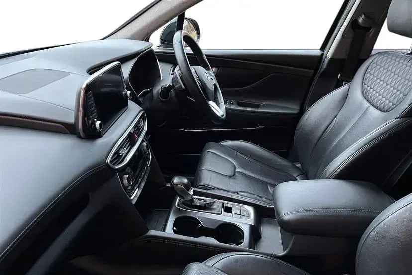 Używany Hyundai Santa Fe Premium 200 KM (147 kW) 2020 Czarny SUV
