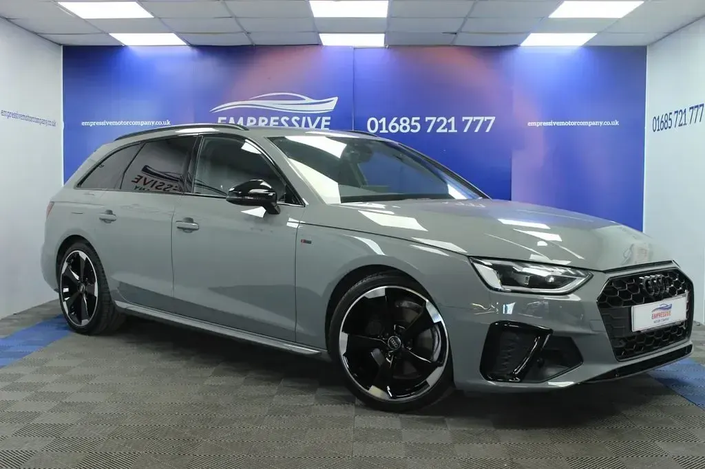 Used Audi A4 Black Edition 150 HP (110 kW) 2020 Grey Estate