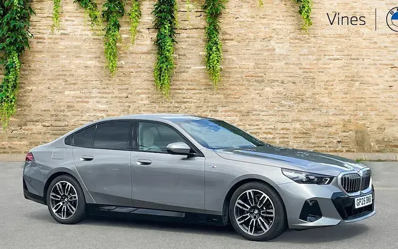 Used BMW 530e M Sport 299 HP (219 kW) 2025 Sedan