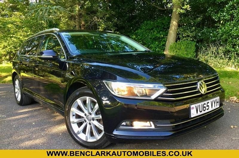 Black Used 2015 VW Passat Business Estate | £11,499 (Fair price) - Image 1/4