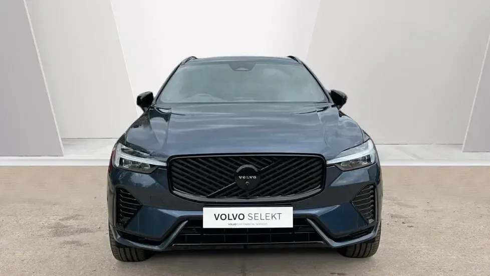 Used Volvo XC60 Plus 345 HP (253 kW) 2026 Blue SUV