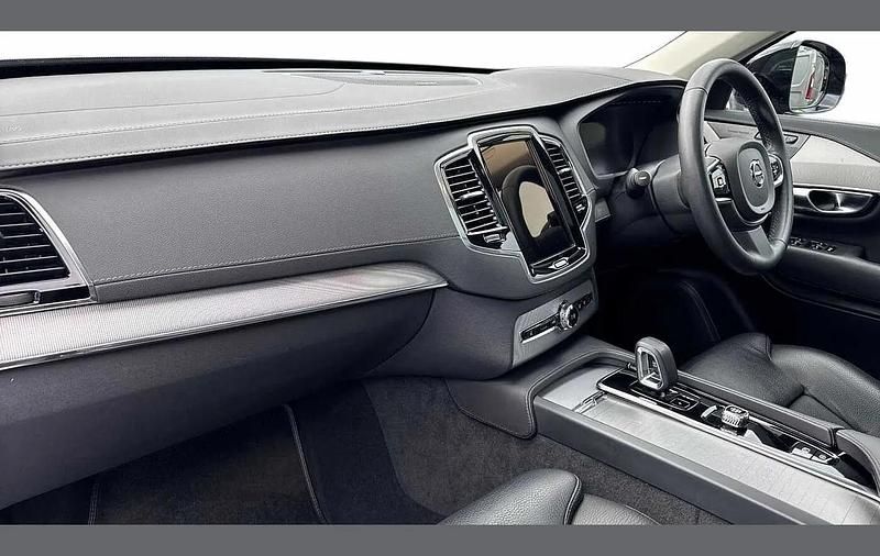 Used Volvo XC90 Plus 247 HP (181 kW) 2022 Black SUV