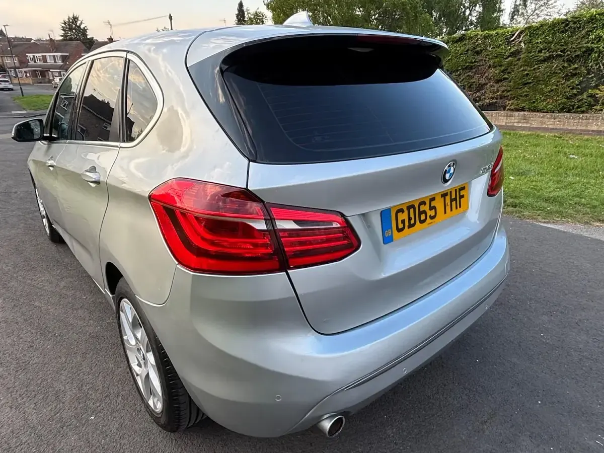 Used BMW 218 Luxury Line 2015 Silver Hatchback