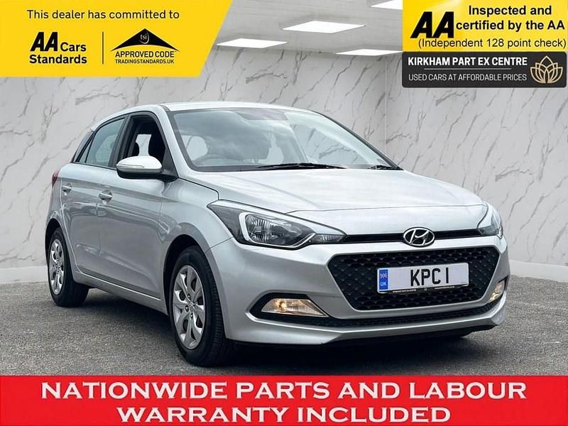 Silver Used 2017 Hyundai i20 Hatchback | £7,195 (Fair price) - Image 1/4