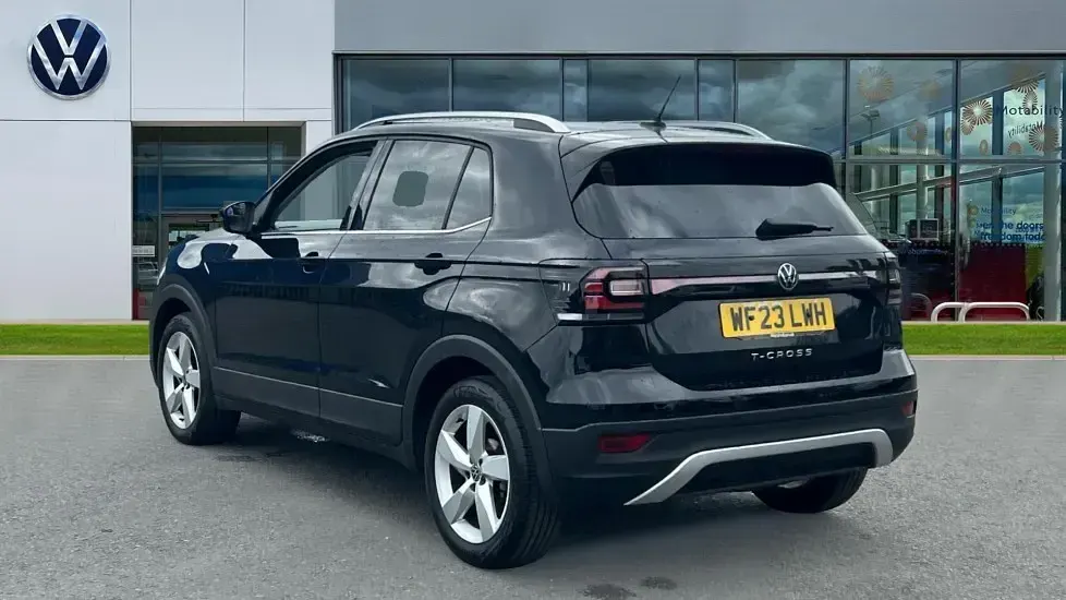 Used VW T-Cross SEL 150 HP (110 kW) 2023 Deep black pearl SUV