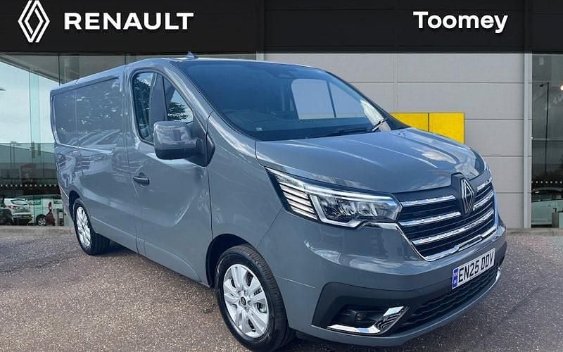 Begagnad Renault Trafic 150 HK (110 kW) 2025 Minibuss