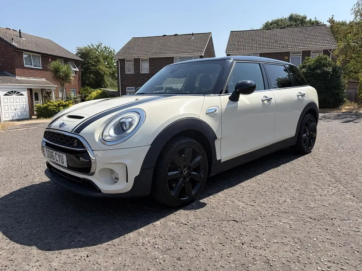 Used Mini Cooper Clubman 192 HP (141 kW) 2016 White Estate