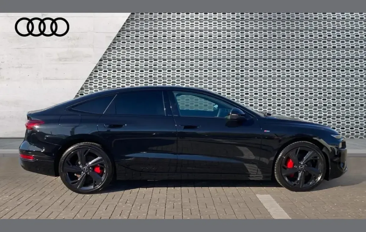 Used Audi A6 e-tron Comfort 314 kW (428 HP) 2025 Black Hatchback