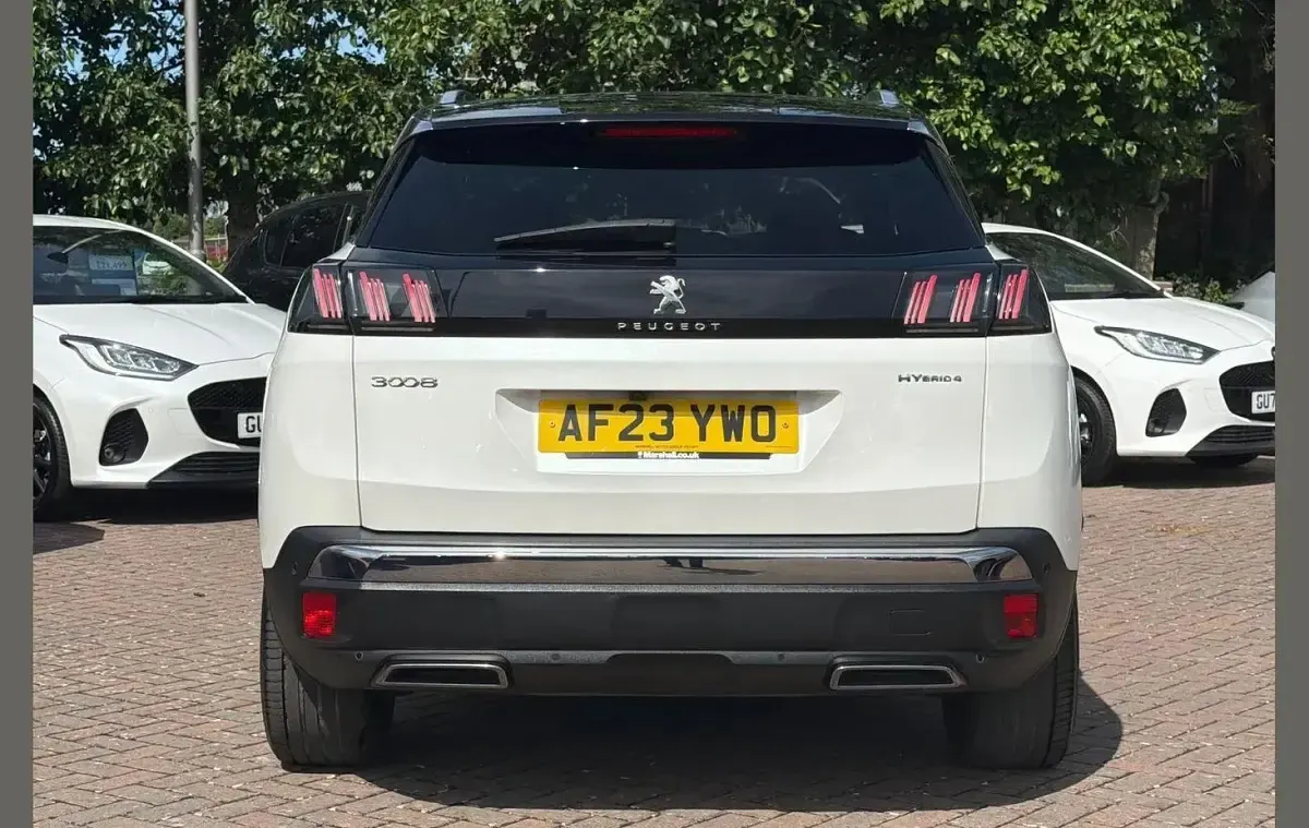 Used Peugeot 3008 GTi 296 HP (217 kW) 2023 White SUV