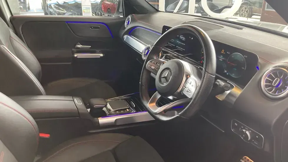 Used Mercedes EQB300 AMG Line Premium 167 kW (228 HP) 2023 Silver SUV