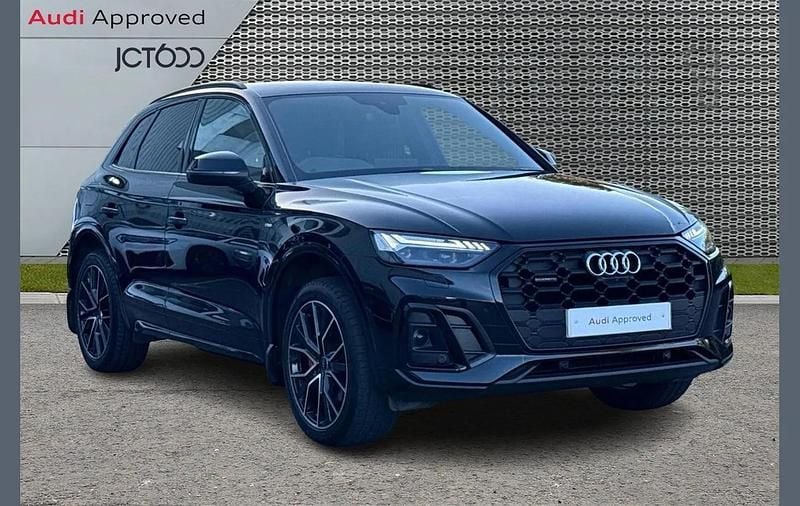 Black Used 2022 Audi Q5 Comfort SUV | £35,000 (Fair price) - Image 1/4