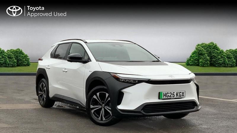 Used Toyota bZ4X 150 kW (204 HP) 2025 White SUV