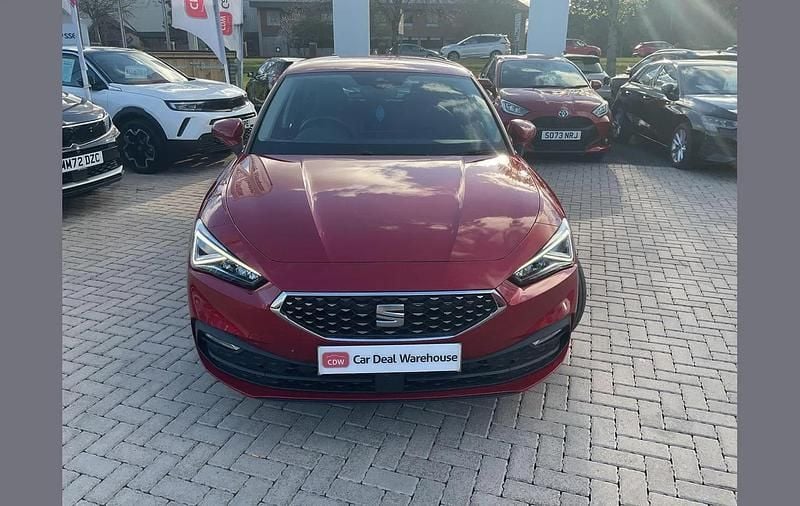 Used Seat Leon XCELLENCE Lux 147 HP (108 kW) 2021 Red Hatchback