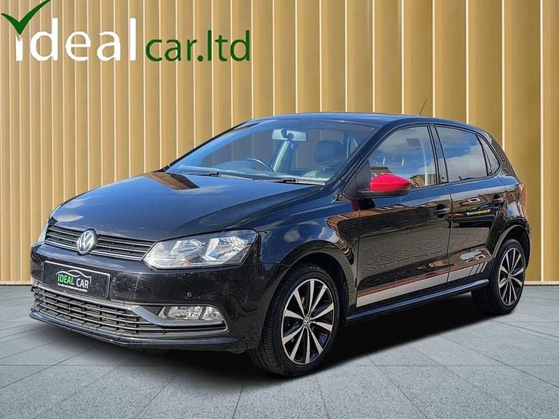 Begagnad VW Polo Beats 2016 Svart Halvkombi