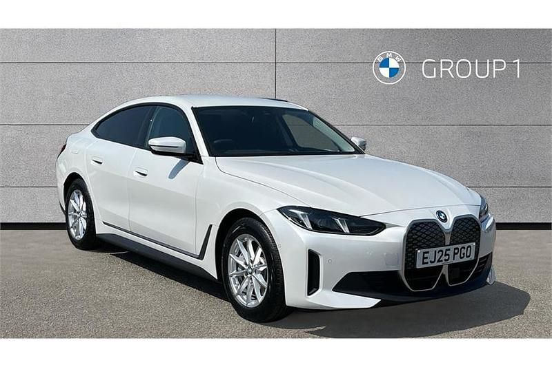 Mineral white Used 2025 BMW i4 Sport Line Sedan | £33,950 (Super price) - Image 1/4