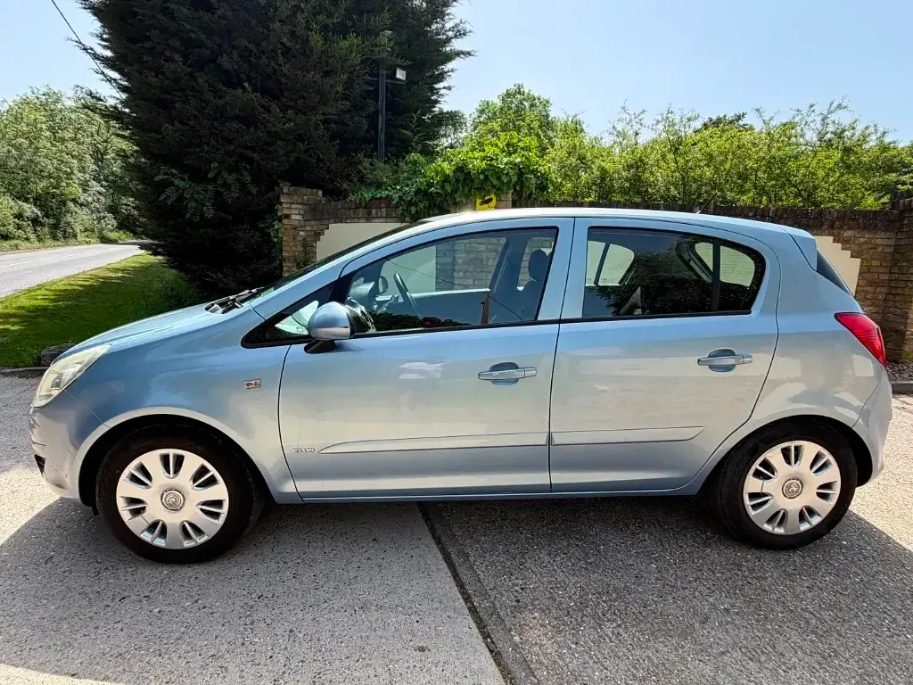 Used Vauxhall Corsa Club 2007 Blue Hatchback