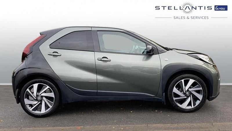 Green Used 2022 Toyota Aygo Hatchback | £15,515 (Fair price) - Image 1/4