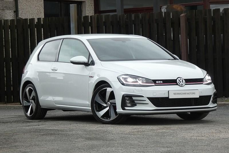 Used VW Golf VII GTI 230 HP (169 kW) 2017 White Hatchback