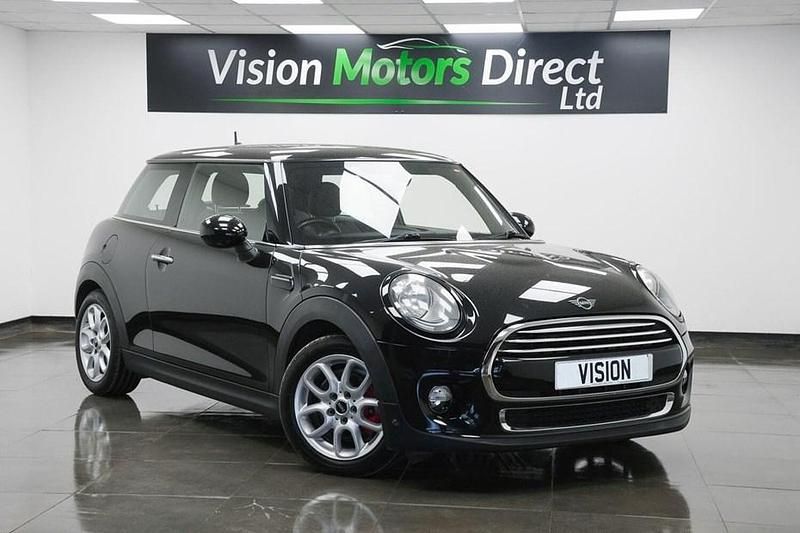 Used Mini Cooper D Hatch 2015 Black Hatchback