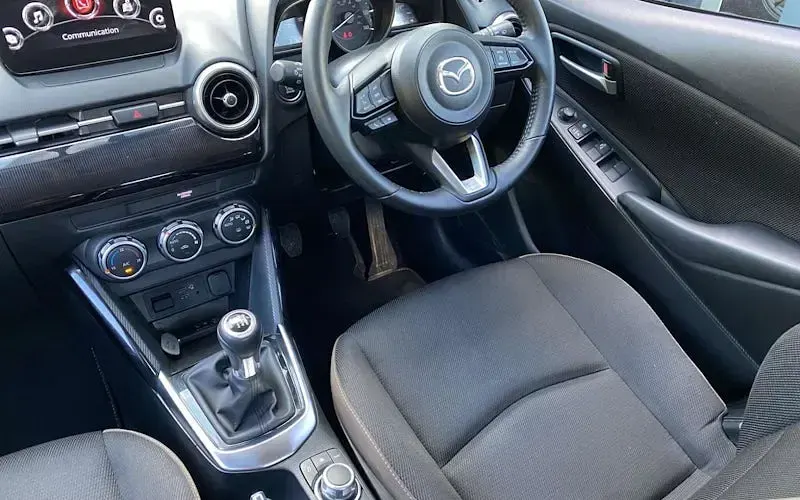 Używany Mazda 2 75 KM (55 kW) 2023 Hatchback