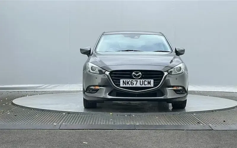 Used Mazda 3 Inclusive 121 HP (88 kW) 2017 Grey Hatchback