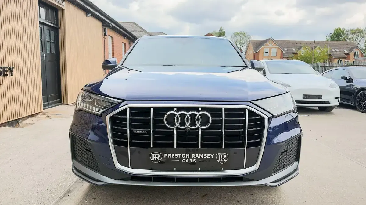 Used Audi Q7 S-Line 286 HP (210 kW) 2022 Blue SUV