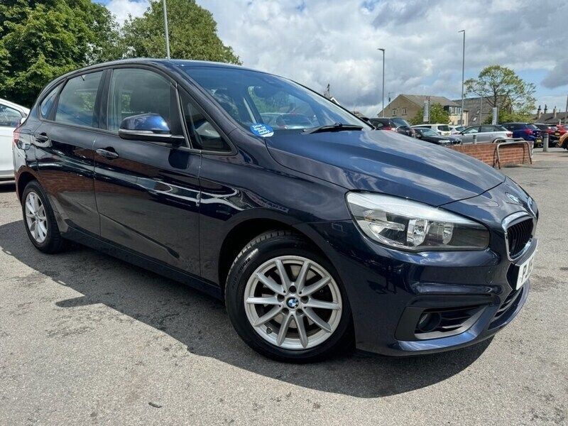 Blue Used 2015 BMW 218 Comfort Edition MPV | £6,500 (Good price) - Image 1/4