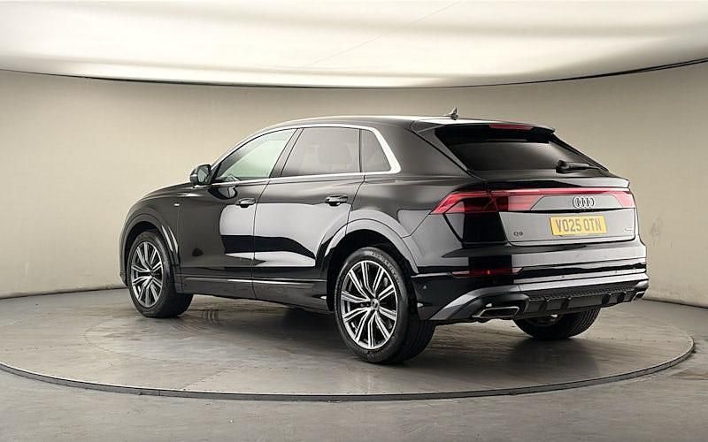 Used Audi Q8 S-Line 286 HP (210 kW) 2025 Mythos black SUV