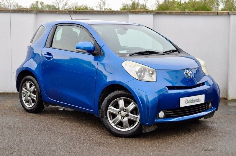 Blue Used 2010 Toyota iQ Hatchback | £3,295 (Fair price) - Image 1/4