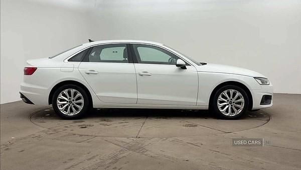 Used Audi A4 Comfort 150 HP (110 kW) 2023 White Sedan