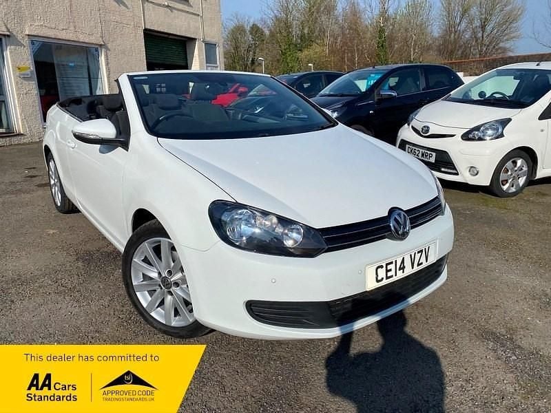 Used VW Golf Cabriolet SE 105 HP (77 kW) 2014 White Cabriolet