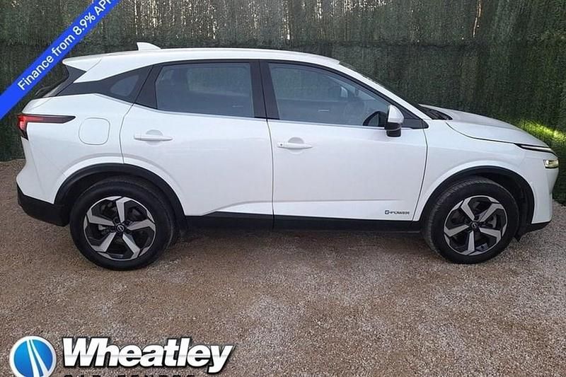 Used Nissan Qashqai Acenta Premium 190 HP (139 kW) 2023 White SUV