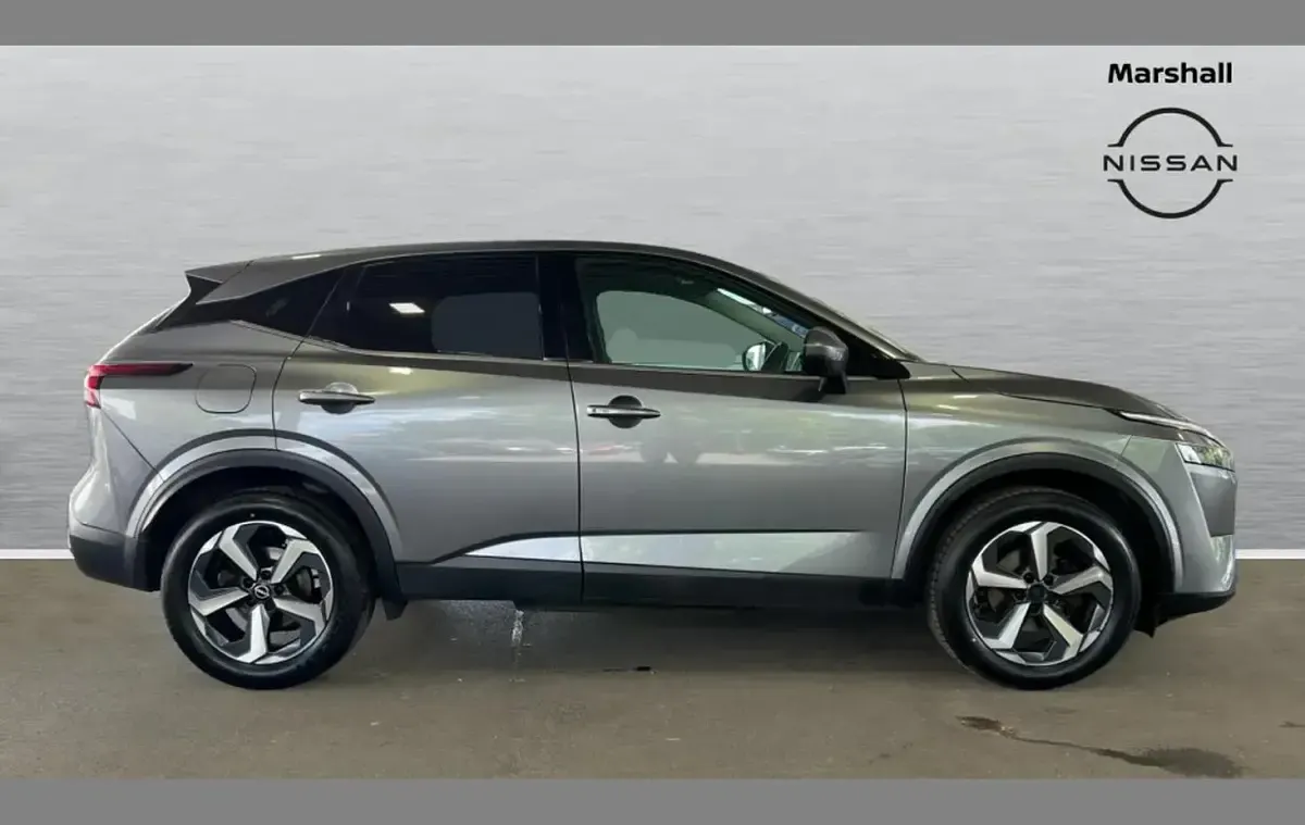 Used Nissan Qashqai N-Connecta 138 HP (101 kW) 2022 Grey SUV