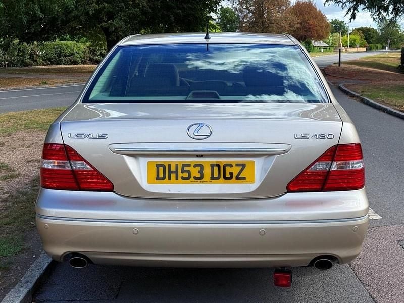 Used Lexus LS430 2004 Gold Sedan