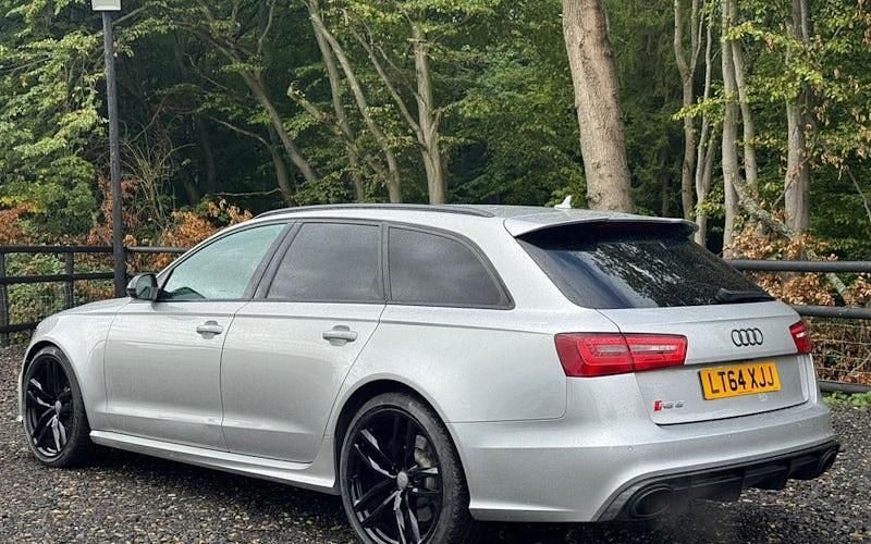 Used Audi RS6 Design 560 HP (411 kW) 2014 Silver Estate