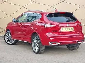 Used Nissan Qashqai Tekna+ 115 HP (84 kW) 2019 Red SUV