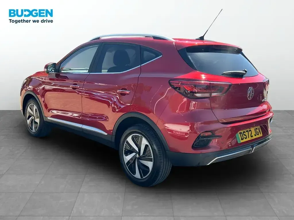 Used MG ZS Trophy 114 kW (156 HP) 2022 Red SUV